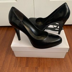 Sexy Black Nine West Heels - Size 9